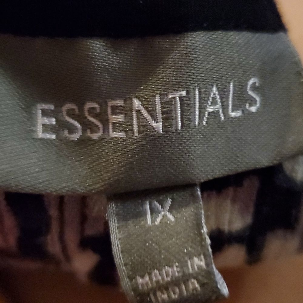 Essential top - Picture 3 of 4